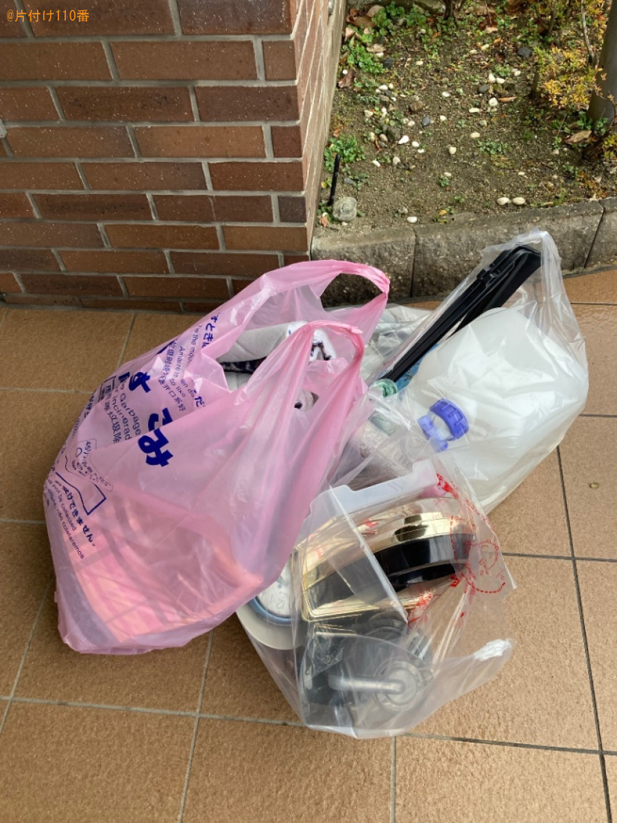 ウレタンマットレス、布団、ヘアアイロン、ライター、靴の回収・処分