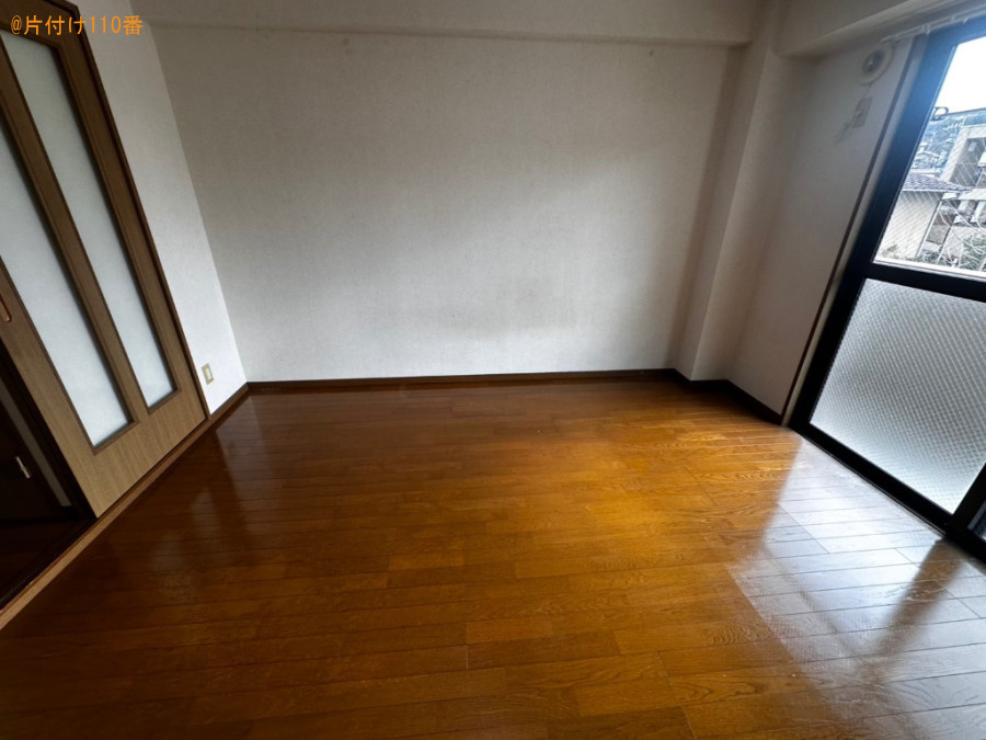 【尾道市西則末町】マットレス付きシングルベッド、布団等の回収